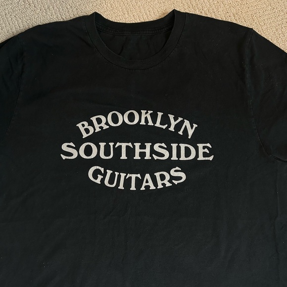 brandy melville Brooklyn southside guitars oversized graphic tee - Picture 3 of 4